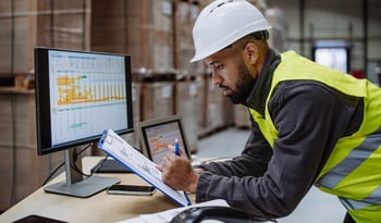 ¿Qué variables analizar para calcular el TCO de tarimas logísticas?